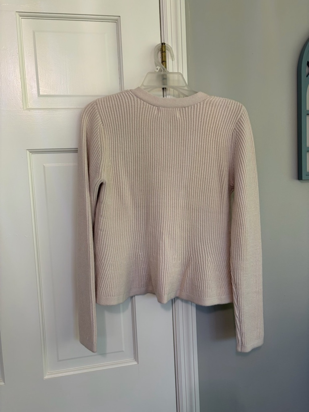 Jessica Simpson Cream Ribbed V-Neck Button Cardigan - Picture 4 of 5